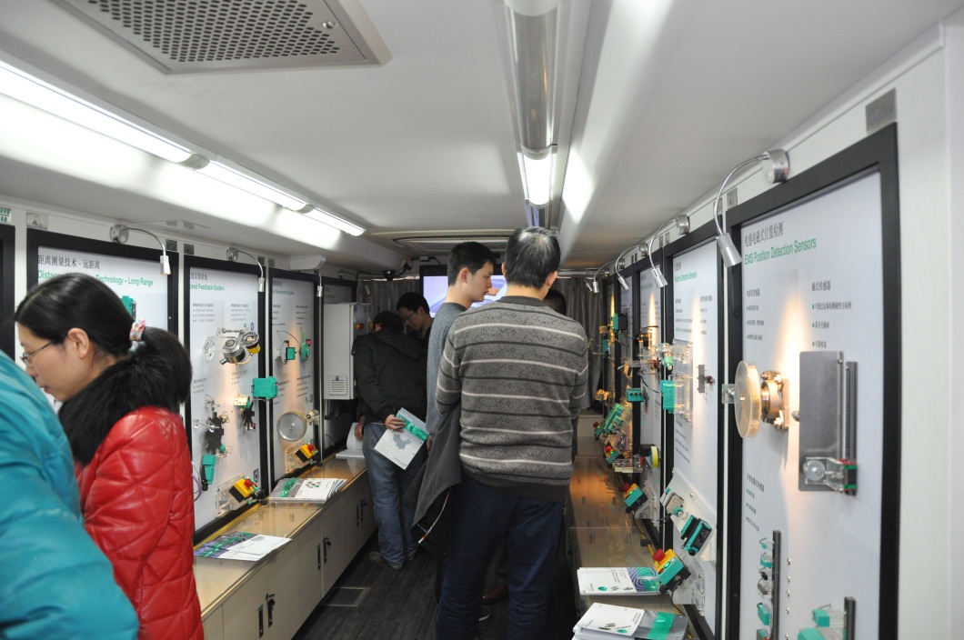 倍加福携多款传感器探访九州登录网页公司-3.jpg